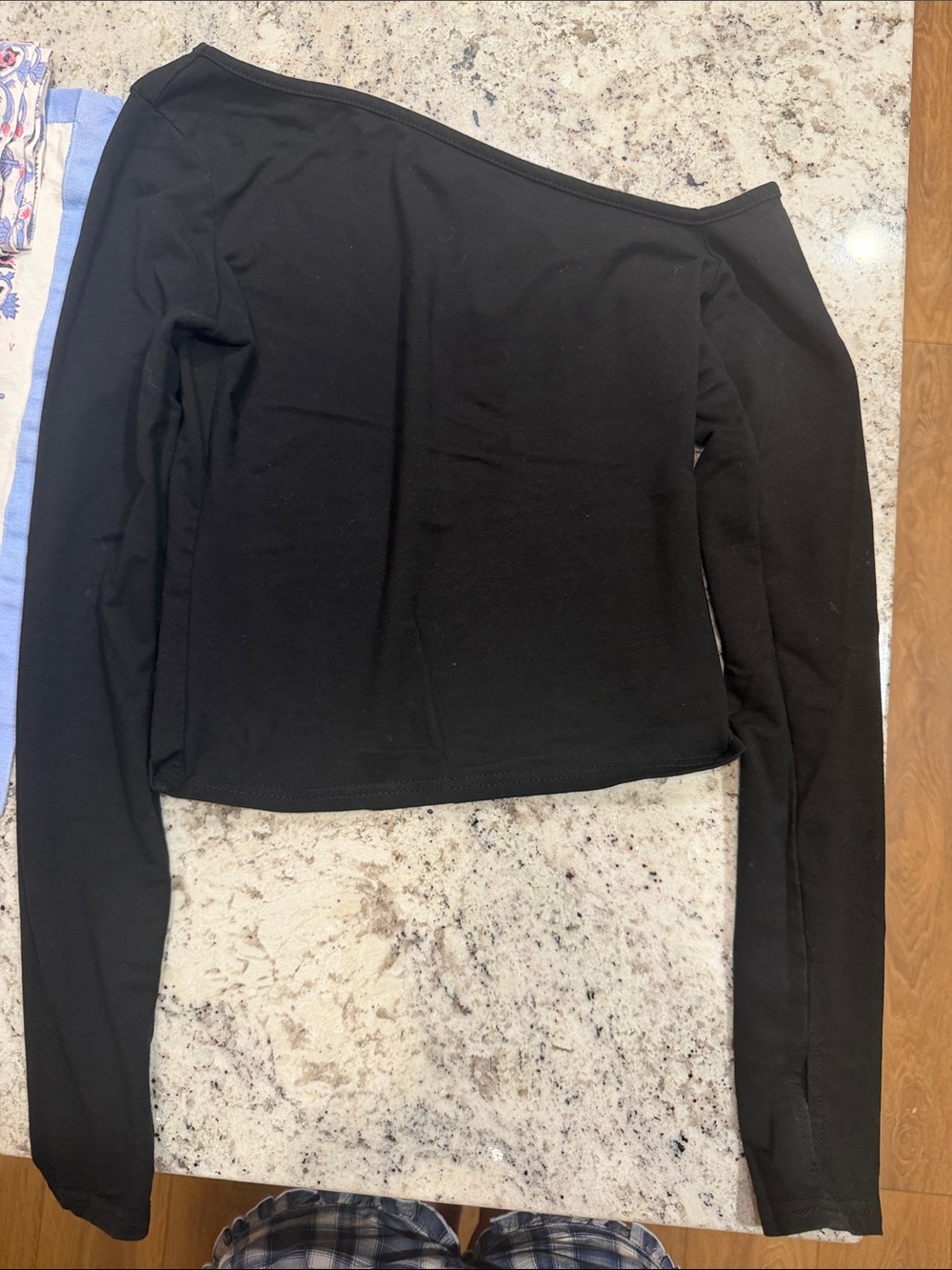Edikted Black One-Shoulder Long Sleeve Top